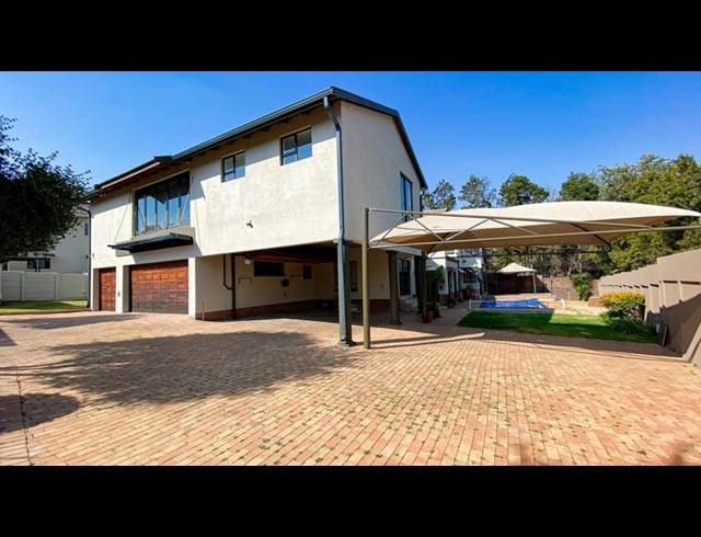 6 BEDROOM HOUSE FOR SALE IN MARAIS STEYN PARK